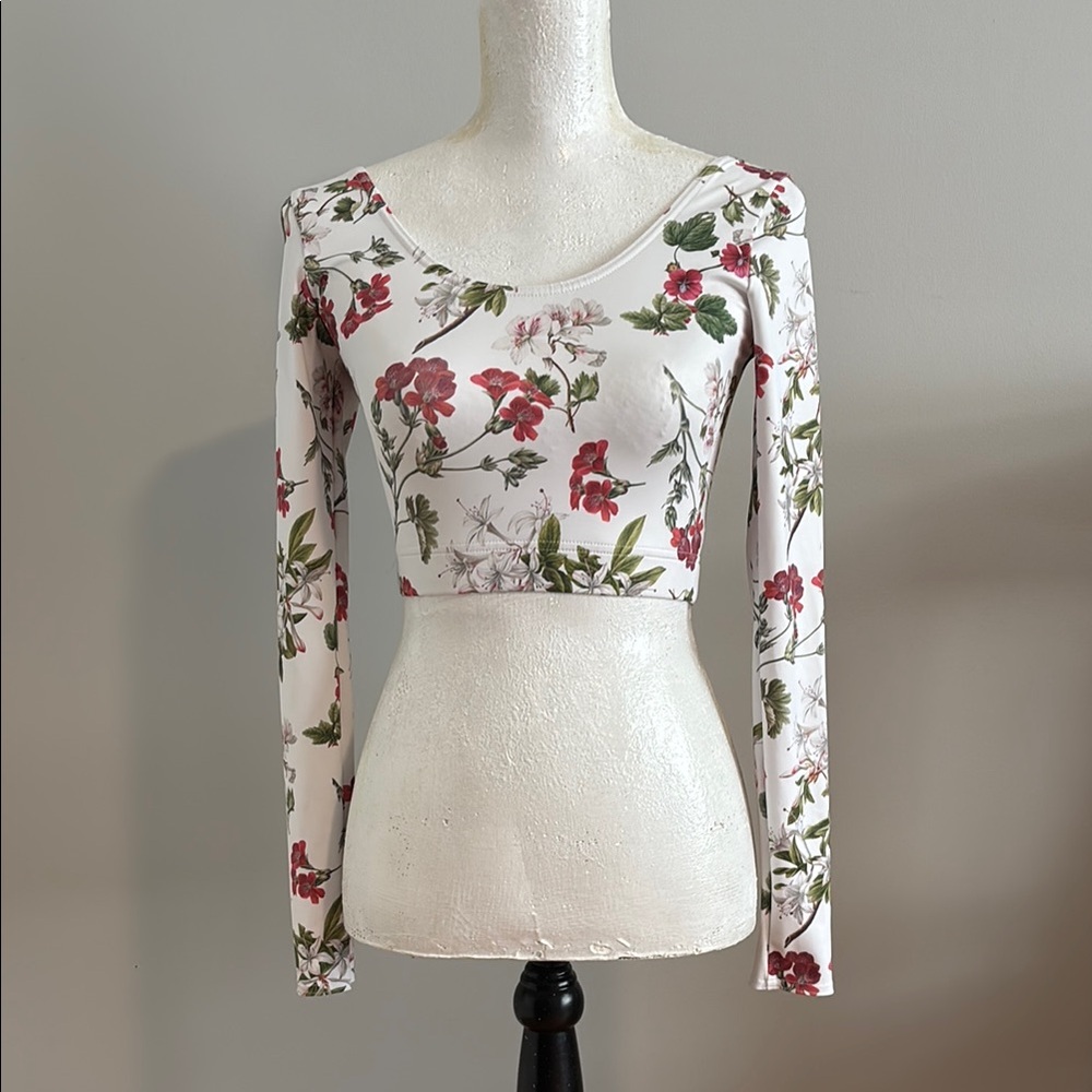Blackmilk White and Red Floral Crop Blouse